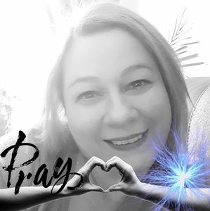 Meet your Posher, Edith